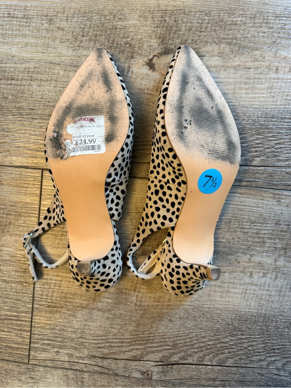 Isaac Mizrahi Cream and Black Polka Dot Pointed Slingbacks - Picture 3 of 6